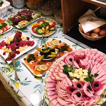 ホテル ザイベル 3*